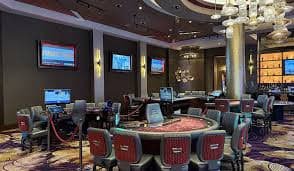 live dealer table on mobile phone